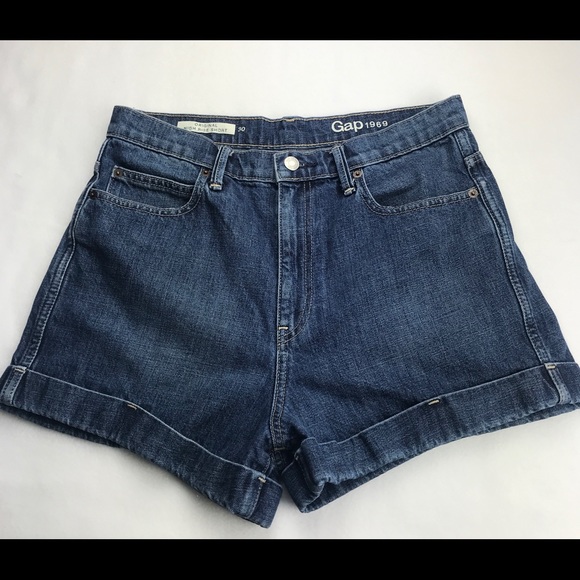 high waisted shorts gap